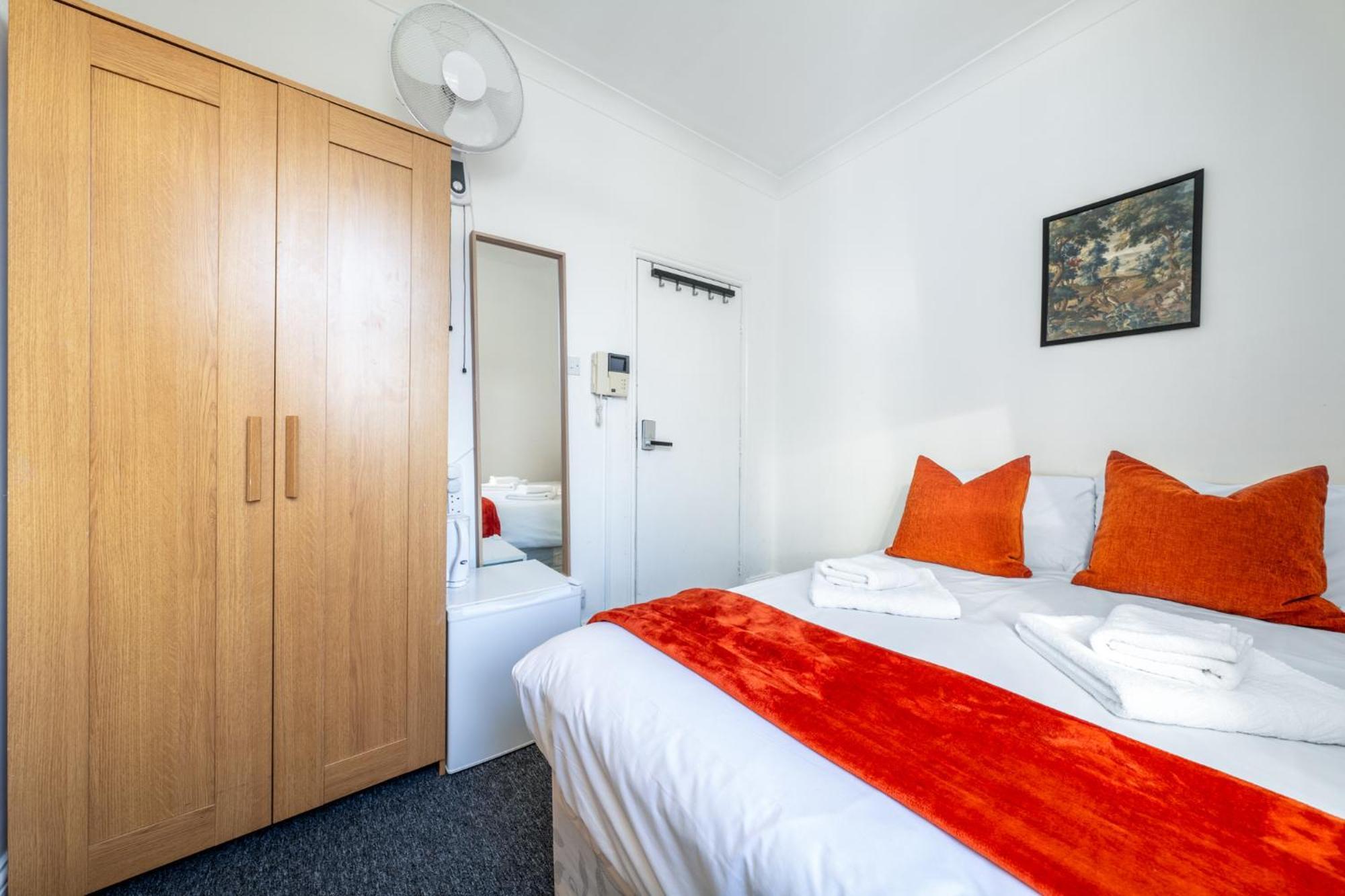 Ryam Suites Лондон Экстерьер фото